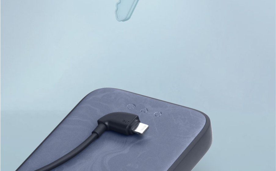 InstantGo 10000 Built-in Lightning Cable Format de poche au design fin et compact - Image