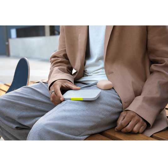 InstantGo 5000 Built-in USB-C Cable - White - 18W PD fast charging power bank - Right image number null
